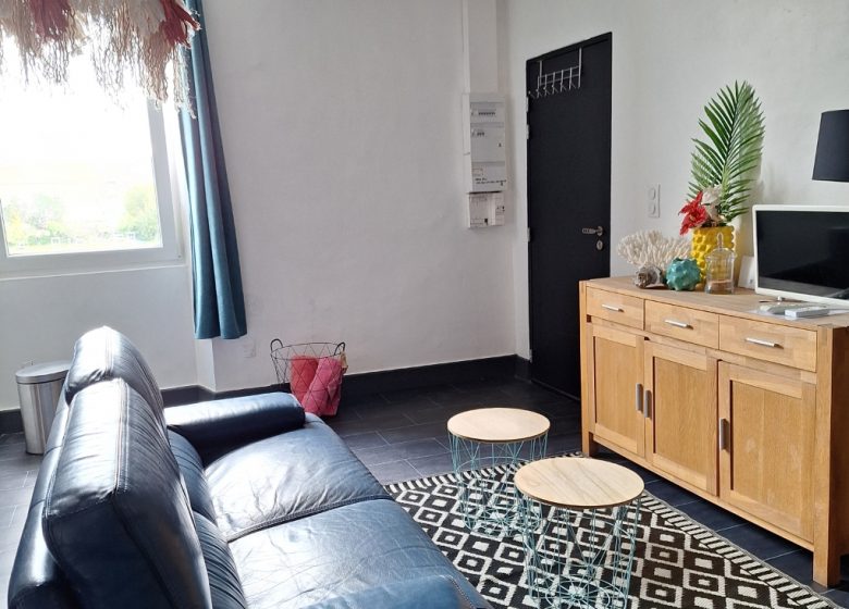 LA MALADRERIE – TAHITI STUDIO