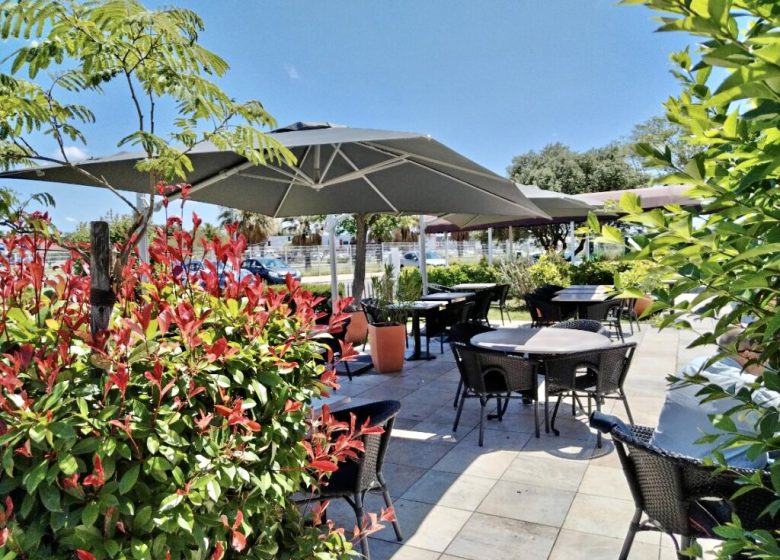 HOTEL LE PAVILLON