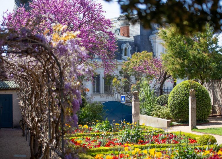 JARDÍN DE LA VILLA ANTONINE