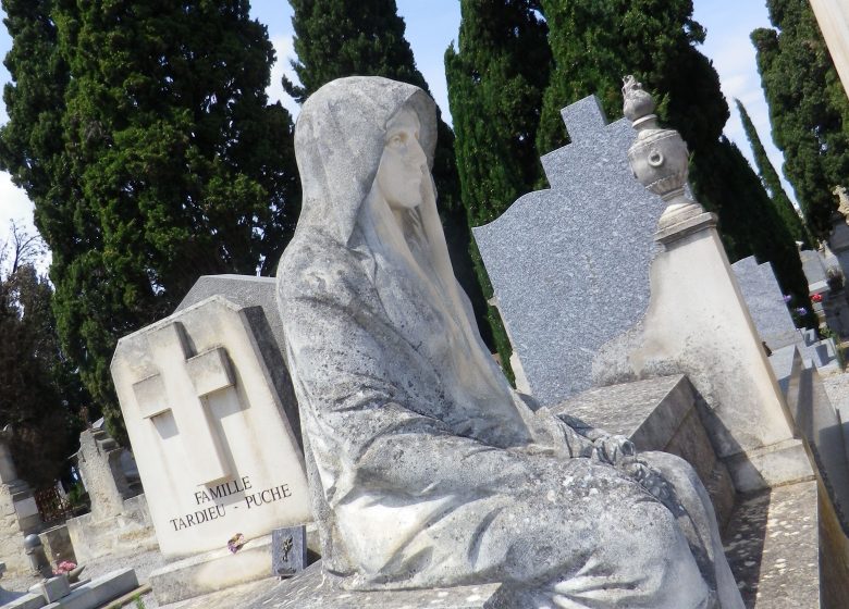 ANTIGUO CEMENTERIO