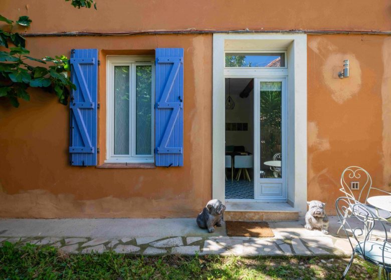 MAISON CALME ET DE CHARME 3* CENTRE HISTORIQUE DE BÉZIERS